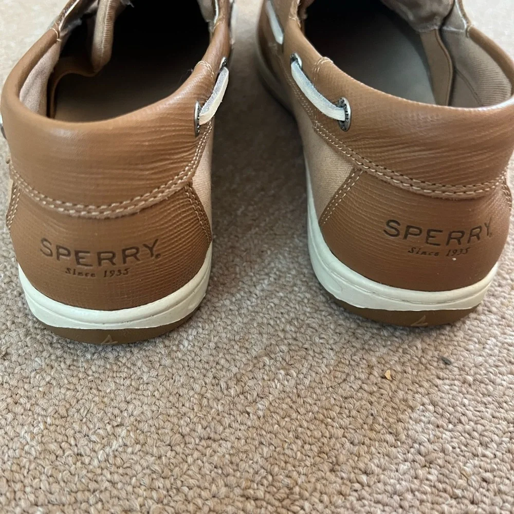 Sperry Boat Shoe -Women 11 - Picture 4 of 5